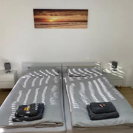 Apartment Sunny Mit Balkon - Kueche - Bad Weissbach (Hohenlohe)