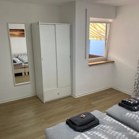 Apartment Sunny Mit Balkon - Kueche - Bad *